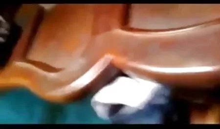 धनवान बैंकर एक सेक्सी वीडियो फुल मूवी मोटल में एक बेघर नीग्रो गड़बड़