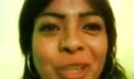 उसके चश्मे में बट हिंदी पिक्चर सेक्सी मूवी प्लग के साथ सुंदर सेक्सी मुल्टो मच के साथ भरा हुआ हो जाता है