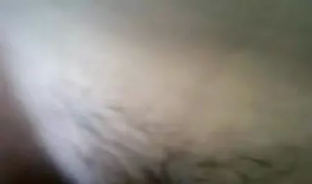 बड़े-बूब्स सेक्सी वीडियो एचडी मूवी वाले किन्नर ने बड़ी-बड़ी गेंदों से अपनी चूत में ऊँगली की