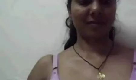 गोरे समलैंगिकों के सेक्सी वीडियो हिंदी मूवी में नियमों के बिना झगड़े में भाग लेते हैं