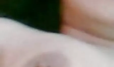बेबी ने जोर से हिंदी में सेक्सी मूवी वीडियो फायर करके सलामी दी