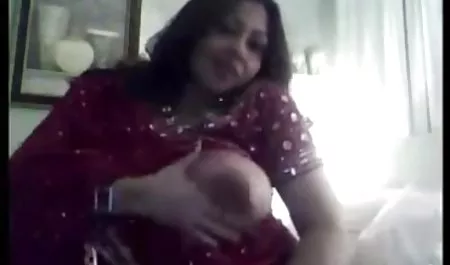 श्यामला Kimberly एक सेक्सी फिल्म हिंदी वीडियो मूवी तश्तरी से सह licks