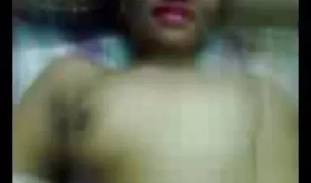 मेच्यूर, फुल सेक्स हिंदी फिल्म सेक्सी टीचर seduces और लेस्बियन सेक्स सिखाता है उसकी मेहनती स्टूडेंट