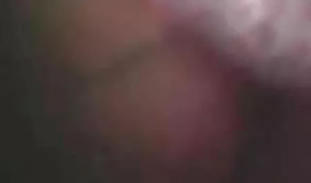 प्यारा आदमी धीरे से सेक्सी मूवी इंडियन मूवी बड़े निपल्स के साथ एक सेक्सी गोरा fucks