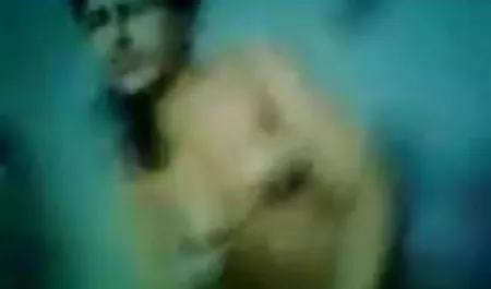 तेल में श्यामला गुदा के लिए एचडी सेक्सी हिंदी मूवी तैयार है