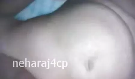 दोस्त मालिश के लिए आया और सेक्सी मूवी एक्स एक्स एक्स एक्स समलैंगिक समलैंगिक हाथों में गिर गया