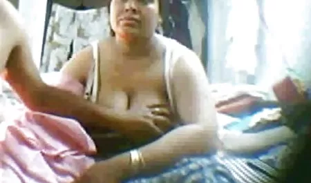 लाल बालों वाली कुतिया गुदा में एक ट्रेलर में गड़बड़ और चूसना करने सेक्सी फिल्म वीडियो फुल के लिए मजबूर किया