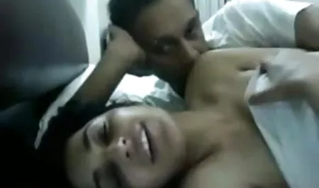 लाल अधोवस्त्र में इतालवी लड़की एक मुर्गा अच्छी तरह से बेकार है हिंदी मूवी वीडियो सेक्सी