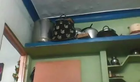 जंगल में अजीब कुतिया मूवी एचडी सेक्सी ने बिल्ली को दिखाया और डिक को चूसा