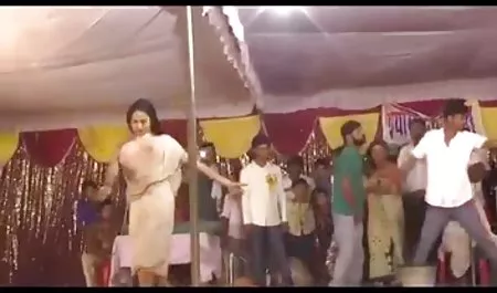 सैगिंग पेट वाले एक परिपक्व व्यक्ति ने एक फूहड़ फूहड़ को उतार दिया जो अपनी सभी यौन इच्छाओं को पूरा कर सकता था। उसके लिए सेक्सी मूवी एक्स एक्स एक्स एक्स अपने पैरों को उसके सामने फैलाना और किसी सदस्य को अपने अंतर में जाने देना मुश्किल नहीं है