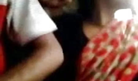 ब्लैक कैमिला हिंदी में फुल सेक्स मूवी ने अपनी काली गांड में उंगली करके उसकी विशाल गांड को घुमाया