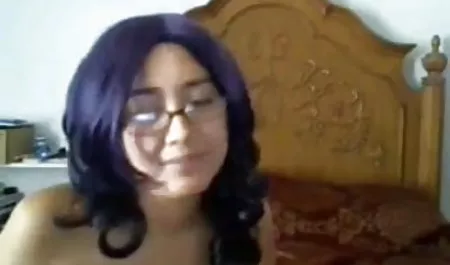 बिल्ली में श्यामला fucks और उसके स्तन पर cums हिंदी मूवी सेक्सी हिंदी मूवी सेक्सी