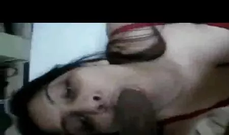 कोमल हिंदी मूवी सेक्सी blowjob और बकवास