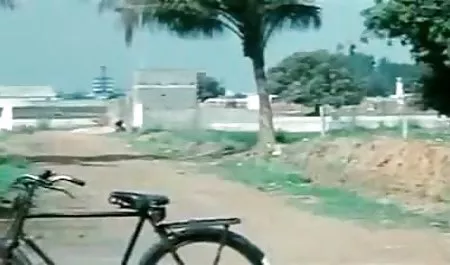 इरोटिका। संचिका फूहड़ हिंदी इंग्लिश सेक्सी मूवी वेब कैमरा पर बदल गया और सामान्य व्यवसाय में चला गया