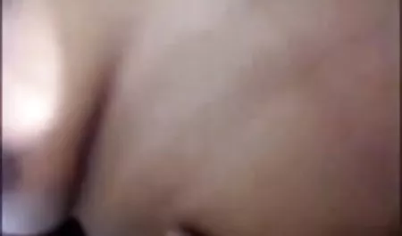 संचिका कुतिया एक कैफे में तरह का भुगतान करता है, एक रसदार blowjob करता है और कैफे मालिक के एक सेक्सी मूवी इन हिंदी मोटे सदस्य पर उसकी बिल्ली फैलता है