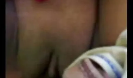 गोरा शॉवर हिंदी एचडी सेक्सी मूवी में कोच को चूसा