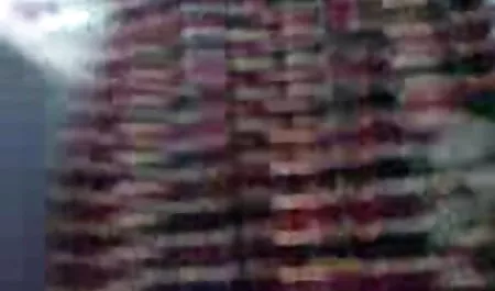 मिस्सी स्टोन गेंदों और सेक्सी हिंदी मूवी एचडी ग्राहक बिंदु को चाटते हैं