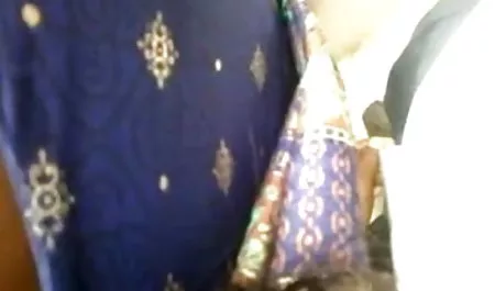 सेक्सी सेक्सी मूवी फिल्म हिंदी में रैंडी राइट उसके गर्म शरीर को सहलाता है