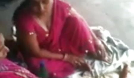 गुलाबी मोज़ा में एक गोरा के साथ भावुक सेक्स फिल्म हिंदी मूवी सेक्स