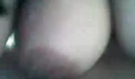 सुडौल लड़की रसोई में हिंदी की सेक्सी मूवी हस्तमैथुन करती है