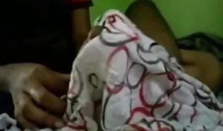 रूसी मालकिन अपने दास का उपयोग शौचालय के रूप में करती है फुल सेक्सी वीडियो फिल्म