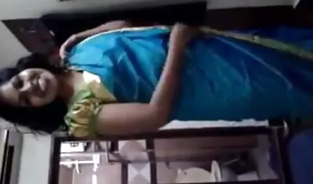 गोरा मुर्गा चूसता है और उस पर अमेजन की हिंदी सेक्सी फुल मूवी तरह सवारी करता है