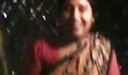 कुतिया ने भोजपुरी हिंदी सेक्सी मूवी निपल्स को चोदा और चूत चाटी