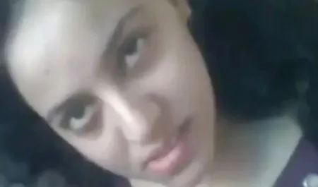 रूसी बेब हिंदी सेक्सी फुल मूवी वीडियो चूसना नहीं जानता, लेकिन सुरुचिपूर्ण ढंग से चुदाई करता है