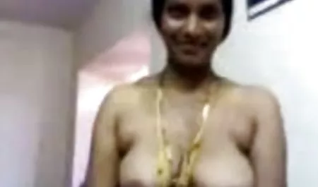 भव्य, रूसी बेब इरीना अपने दास के मुंह को अपनी प्यारी, चिकनी चूत सेक्सी सेक्सी हिंदी मूवी से चोदती है