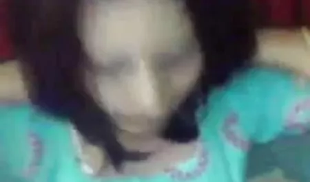 हॉट गोरा सोफे पर हस्तमैथुन भोजपुरी सेक्सी हिंदी मूवी करता है