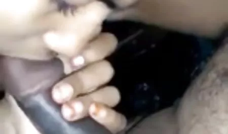 छोटी साशा सेक्सी मूवी सेक्सी पिक्चर करना सीखती है ब्लोजॉब