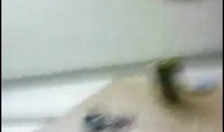 Footjob और गुदा हिंदी मूवी पिक्चर सेक्सी कमबख्त किशोर