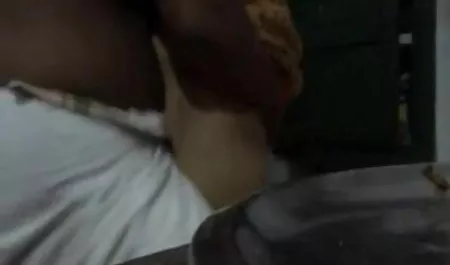 हर किसी को देखने के लिए लड़कियों का एक सेक्सी मूवी पिक्चर हिंदी में अच्छा चयन है जो रबर dildos उनके गीला pussies बकवास