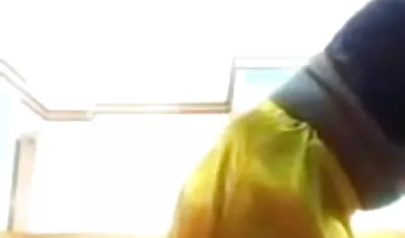 अवसादग्रस्त यौन दासी आवेशपूर्ण हिंदी सेक्सी फुल मूवी मालकिन को गुदा चाटती है