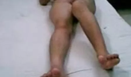 वे इस लड़की को स्पष्ट रूप से पूरे अपार्टमेंट को चमकाने या पूरे परिवार के लिए रात का फुल हिंदी सेक्सी मूवी खाना पकाने के लिए नहीं चाटते थे
