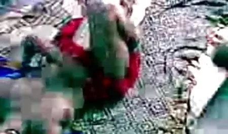 टॉयलेट में क्लीनर ने एक busty सेक्सी मूवी वीडियो हिंदी श्यामला की चुदाई की